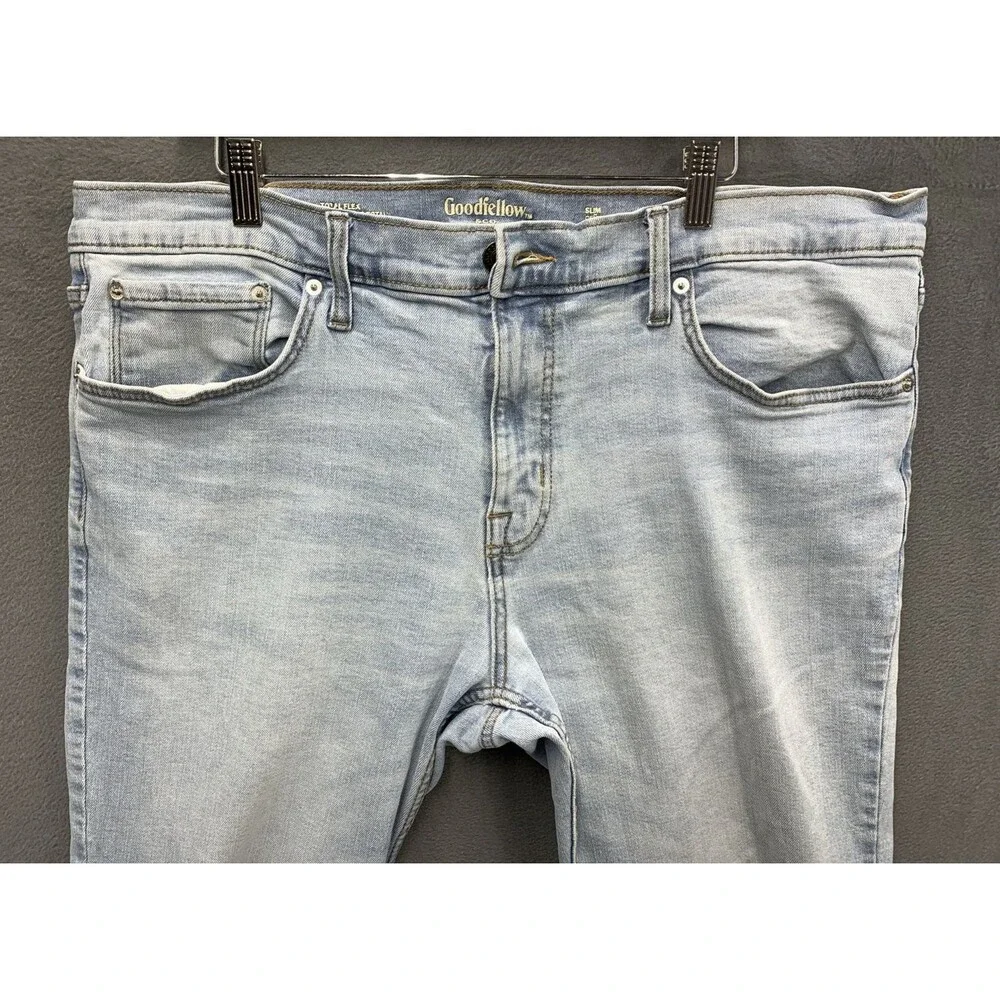 Goodfellow & Co Denim Jeans Slim Men's Size 40X32 Baby Blue Distressed